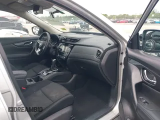 2017 Nissan Rogue SV с VIN KNMAT2MV9HP552905, выставлен на аукционе IAAI как лот 42428554 с пробегом 164 160 миль миль и . История ставок и продаж доступна на DreamBid. Изображение 5.