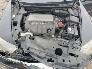 2007 Acura RL Technology z VIN JH4KB16697C002275, wystawiony jako Copart lot #82517284 z przebiegiem 200 857 mil mil oraz Czysty tytuł • Clean title. Historia ofert i sprzedaży dostępna na DreamBid. Obrazek 11.