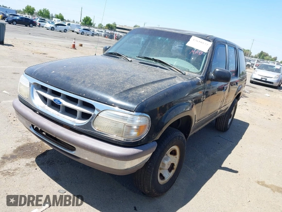 1997 Ford Explorer XL with VIN 1FMDU34E1VZB70489, listed as a IAAI auction lot 42610172 with 252,515 mi miles and . Bid and sale history available at DreamBid. Image 2.