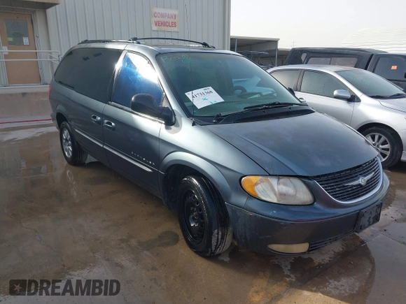 2001 Chrysler Town & Country with VIN 2C4GP54371R356559, listed as a IAAI auction lot 41731368 with 195,903 mi miles and . Bid and sale history available at DreamBid. Image 1.