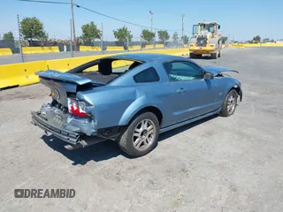 2007 Ford Mustang GT Deluxe с VIN 1ZVHT82HX75305060, выставлен на аукционе IAAI как лот 39574196 с пробегом 90 294 миль миль и . История ставок и продаж доступна на DreamBid. Изображение 4.