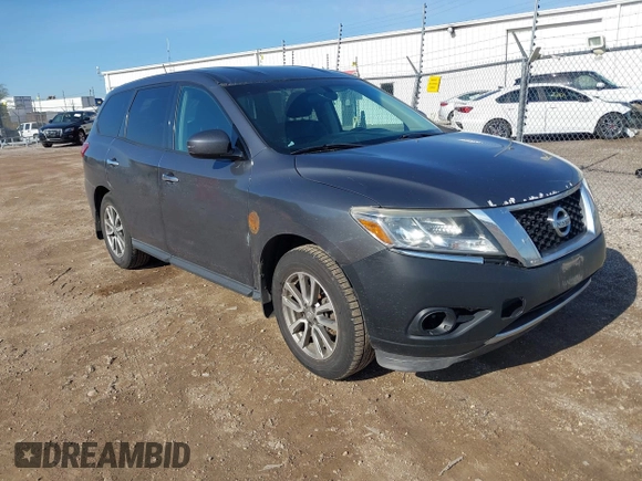 2013 Nissan Pathfinder SV with VIN 5N1AR2MM0DC608006, listed as a IAAI auction lot 42121692 with 207,053 mi miles. Bid and sale history available at carsss.com. Image 1.