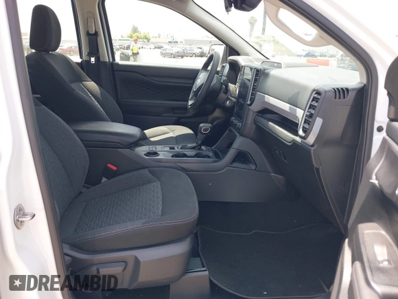 2024 Ford Ranger XL z VIN 1FTER4BH5RLE31600, wystawiony jako IAAI lot #42558737 z przebiegiem 11 117 mil mil oraz . Historia ofert i sprzedaży dostępna na DreamBid. Obrazek 5.