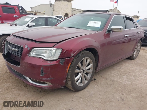 2020 Chrysler 300 Limited with VIN 2C3CCAKG3LH142027, listed as a IAAI auction lot 41532381 with 123,703 mi miles. Bid and sale history available at carsss.com. Image 2.