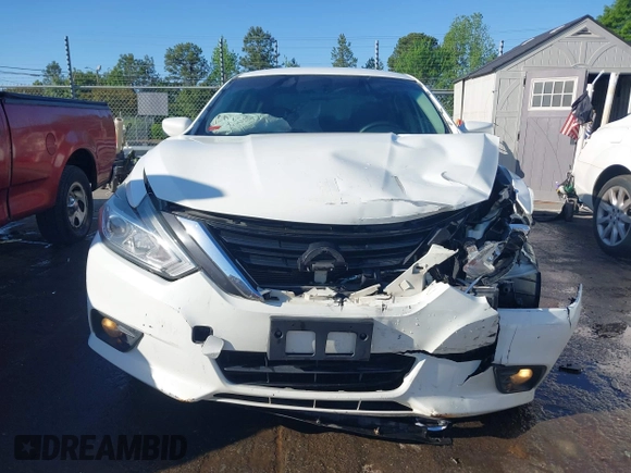 2018 Nissan Altima SR with VIN 1N4AL3AP0JC206823, listed as a IAAI auction lot 42024030 with 119,647 mi miles and . Bid and sale history available at carsss.com. Image 12.