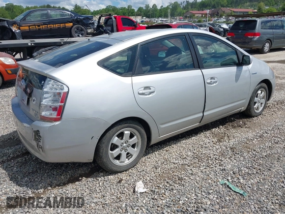 2008 Toyota Prius with VIN JTDKB20UX83434955, listed as a IAAI auction lot 42193526 with 198,791 mi miles. Bid and sale history available at carsss.com. Image 4.