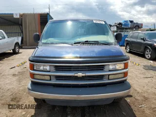 2001 Chevrolet Express z VIN 1GAGG29RX11129410, wystawiony jako Copart lot #59819275 z przebiegiem 140 295 mil mil oraz Czysty tytuł • Clean title. Historia ofert i sprzedaży dostępna na DreamBid. Obrazek 5.