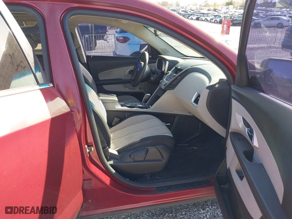 2010 Chevrolet Equinox LT w/1LT with VIN 2CNALDEW2A6270822, listed as a IAAI auction lot 41957976 with 171,234 mi miles. Bid and sale history available at carsss.com. Image 5.