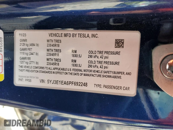 2023 Tesla Model 3 z VIN 5YJ3E1EA6PF692248, wystawiony jako Copart lot #58831805 z przebiegiem 18 607 mil mil oraz Szkoda całkowita • Salvage title. Historia ofert i sprzedaży dostępna na DreamBid. Obrazek 12.