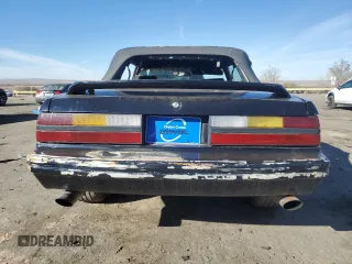 1984 Ford Mustang z VIN 1FABP27M8EF128103, wystawiony jako Copart lot #82441794 z przebiegiem 51 912 mil mil oraz Czysty tytuł • Clean title. Historia ofert i sprzedaży dostępna na DreamBid. Obrazek 6.
