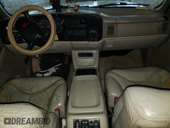 2002 GMC Yukon XL SLT with VIN 3GKFK16ZX2G270341, listed as a Copart auction lot 88023885 with 238,111 mi miles and Salvage Title. Bid and sale history available at carsss.com. Image 8.
