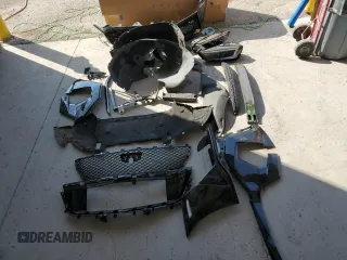 2021 Audi R8 V10 z VIN WUABAAFX7M7900586, wystawiony jako Copart lot #43702475 z przebiegiem 20 246 mil mil oraz Szkoda całkowita • Salvage title. Historia ofert i sprzedaży dostępna na DreamBid. Obrazek 12.