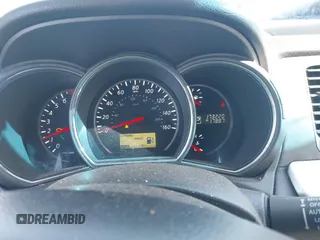 2014 Nissan Murano SV z VIN JN8AZ1MU1EW407850, wystawiony jako IAAI lot #41225737 z przebiegiem 173 220 mil mil oraz . Historia ofert i sprzedaży dostępna na DreamBid. Obrazek 7.