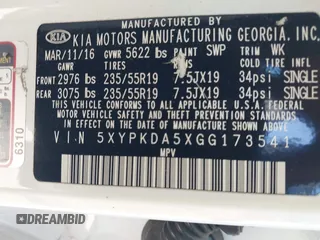 2016 Kia Sorento SX z VIN 5XYPKDA5XGG173541, wystawiony jako IAAI lot #40916121 z przebiegiem Nie podano mil oraz . Historia ofert i sprzedaży dostępna na DreamBid. Obrazek 9.