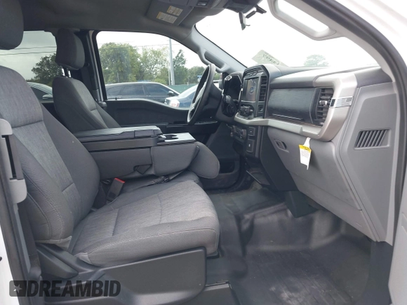 2021 Ford F-150 XL with VIN 1FTEX1CB1MKF06872, listed as a IAAI auction lot 42643497 with 50,720 mi miles and . Bid and sale history available at DreamBid. Image 5.