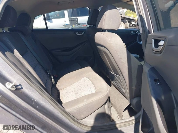 2018 Hyundai Ioniq Hybrid Blue with VIN KMHC65LC8JU062766, listed as a IAAI auction lot 41478341 with 73,944 mi miles. Bid and sale history available at carsss.com. Image 8.