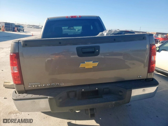 2012 Chevrolet Silverado 1500 LT with VIN 3GCPCSE08CG259734, listed as a Copart auction lot 49921085 with 105,852 mi miles and Salvage Title. Bid and sale history available at carsss.com. Image 6.