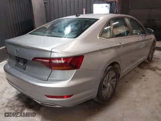 2019 Volkswagen Jetta SEL Premium with VIN 3VWG57BU4KM218920, listed as a IAAI auction lot 41409740 with 52,549 mi miles. Bid and sale history available at carsss.com. Image 4.