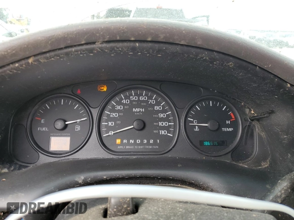 2004 Chevrolet Venture LS z VIN 1GNDX03E24D114382, wystawiony jako Copart lot #50386355 z przebiegiem 186 615 mil mil oraz Szkody całkowita. Historia ofert i sprzedaży dostępna na DreamBid. Obrazek 9.
