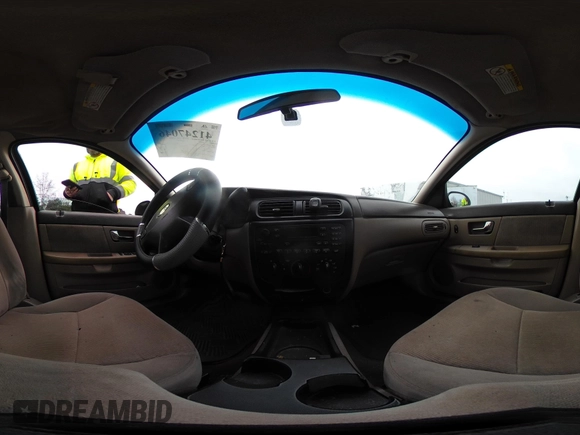2000 Ford Taurus SE with VIN 1FAFP53U9YA252519, listed as a IAAI auction lot 41247046 with 317,910 mi miles and . Bid and sale history available at DreamBid. Image 17.
