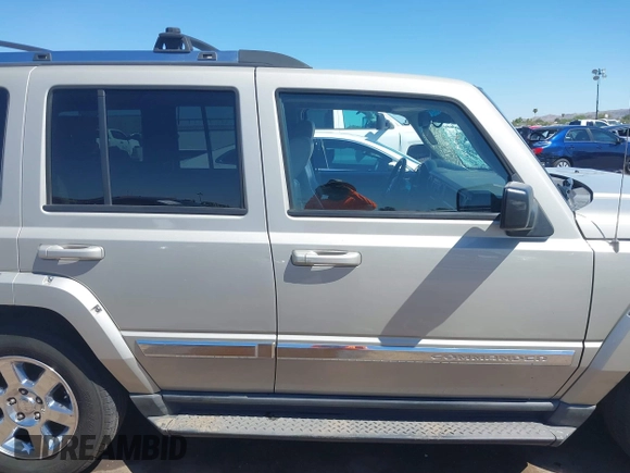 2006 Jeep Commander Limited z VIN 1J8HH58206C366040, wystawiony jako IAAI lot #40385858 z przebiegiem 313 805 mil mil oraz . Historia ofert i sprzedaży dostępna na DreamBid. Obrazek 13.
