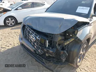2022 Hyundai Venue SEL with VIN KMHRC8A39NU184906, listed as a IAAI auction lot 41486553 with 31,740 mi miles and . Bid and sale history available at DreamBid. Image 6.