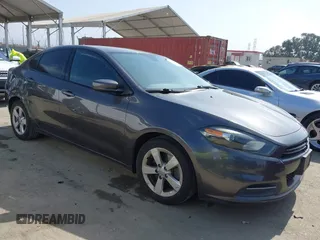 2015 Dodge Dart SXT z VIN 1C3CDFBB0FD186874, wystawiony jako IAAI lot #42574523 z przebiegiem 124 324 mil mil oraz . Historia ofert i sprzedaży dostępna na DreamBid. Obrazek 1.