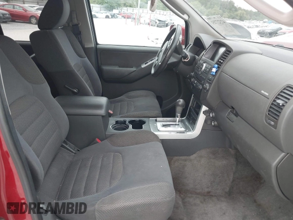 2011 Nissan Pathfinder S z VIN 5N1AR1NN5BC615953, wystawiony jako IAAI lot #42327751 z przebiegiem 197 621 mil mil oraz . Historia ofert i sprzedaży dostępna na DreamBid. Obrazek 5.