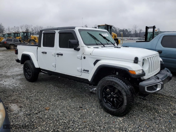 2021 Jeep Gladiator Sport S with VIN 1C6JJTAG6ML576539, listed as a Copart auction lot 82257724 with 36,451 mi miles and Salvage Title. Bid and sale history available at carsss.com. Image 4.