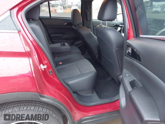 2025 Mitsubishi Eclipse Cross SE with VIN JA4ATWAA4SZ009699, listed as a IAAI auction lot 42178059 with 3,780 mi miles and . Bid and sale history available at DreamBid. Image 8.
