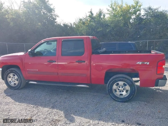 2012 Chevrolet Silverado 1500 LT with VIN 1GCPKSE71CF144202, listed as a IAAI auction lot 40365601 with 89,633 mi miles. Bid and sale history available at carsss.com. Image 14.