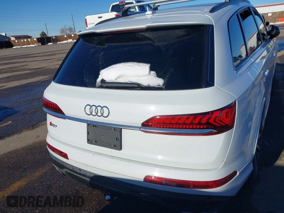 2020 Audi SQ7 z VIN WA1VWAF73LD010561, wystawiony jako IAAI lot #41344764 z przebiegiem Nie podano mil oraz . Historia ofert i sprzedaży dostępna na DreamBid. Obrazek 16.