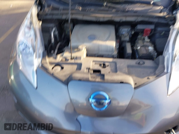 2015 Nissan LEAF SV with VIN 1N4AZ0CP8FC313734, listed as a IAAI auction lot 41613766 with 107,229 mi miles. Bid and sale history available at carsss.com. Image 10.