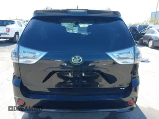 2018 Toyota Sienna SE with VIN 5TDXZ3DC9JS935123, listed as a IAAI auction lot 41955203 with 108,612 mi miles and . Bid and sale history available at DreamBid. Image 17.