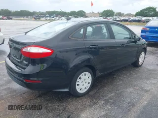 2014 Ford Fiesta S z VIN 3FADP4AJ9EM104704, wystawiony jako IAAI lot #42016647 z przebiegiem 81 826 mil mil oraz . Historia ofert i sprzedaży dostępna na DreamBid. Obrazek 4.