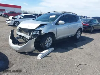 2011 Nissan Murano LE with VIN JN8AZ1MU1BW050195, listed as a IAAI auction lot 41824150 with 175,811 mi miles. Bid and sale history available at carsss.com. Image 2.