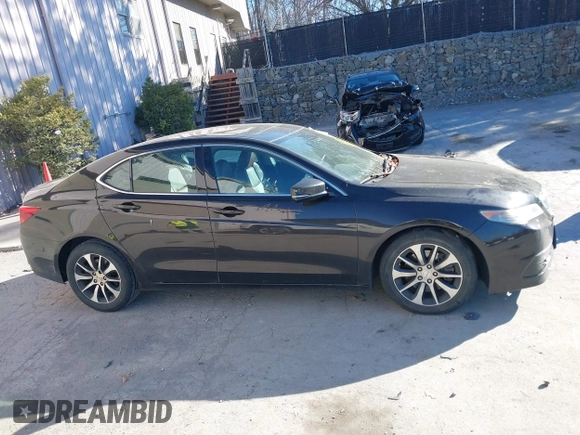 2015 Acura TLX Tech with VIN 19UUB1F51FA014434, listed as a IAAI auction lot 40791595 with 104,757 mi miles. Bid and sale history available at carsss.com. Image 13.