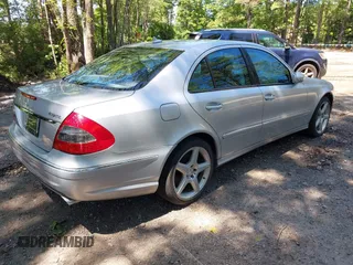 2009 Mercedes-Benz E 350 Luxury z VIN WDBUF87X09B420231, wystawiony jako IAAI lot #42567746 z przebiegiem Nie podano mil oraz . Historia ofert i sprzedaży dostępna na DreamBid. Obrazek 4.