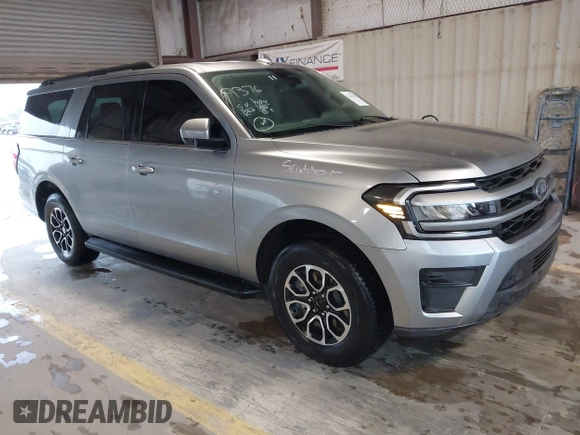 2024 Ford Expedition Max XLT with VIN 1FMJK1J88REA58426, listed as a IAAI auction lot 42381012 with 4,989 mi miles and . Bid and sale history available at DreamBid. Image 1.