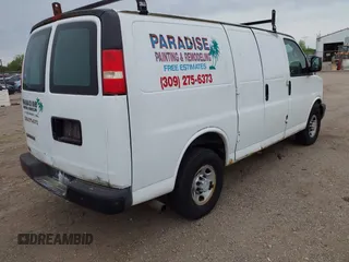 2007 Chevrolet Express Cargo Van with VIN 1GCGG25V571100352, listed as a IAAI auction lot 42144766 with 149,353 mi miles. Bid and sale history available at carsss.com. Image 4.
