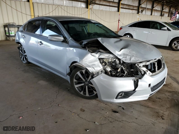 2017 Nissan Altima 2.5 SR with VIN 1N4AL3AP6HN331419, listed as a Copart auction lot 51098745 with 92,332 mi miles and Salvage Title. Bid and sale history available at carsss.com. Image 4.