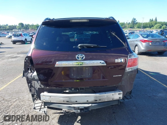 2013 Toyota Highlander Limited with VIN JTEDC3EH1D2011037, listed as a IAAI auction lot 42384576 with 334,621 mi miles and . Bid and sale history available at DreamBid. Image 17.