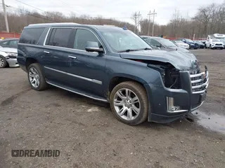 2019 Cadillac Escalade ESV Luxury z VIN 1GYS4HKJ5KR181557, wystawiony jako IAAI lot #41643887 z przebiegiem 76 685 mil mil oraz . Historia ofert i sprzedaży dostępna na DreamBid. Obrazek 1.