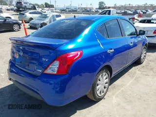2015 Nissan Versa SV with VIN 3N1CN7AP4FL951822, listed as a IAAI auction lot 41842071 with 202,107 mi miles. Bid and sale history available at carsss.com. Image 4.