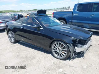 2023 Mercedes-Benz E 450 z VIN W1K1K5JB5PF206651, wystawiony jako IAAI lot #42043654 z przebiegiem 13 459 mil mil oraz . Historia ofert i sprzedaży dostępna na DreamBid. Obrazek 1.