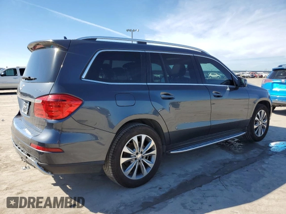 2015 Mercedes-Benz GL-Class GL 350 BlueTEC with VIN 4JGDF2EEXFA509768, listed as a Copart auction lot 40424504 with 88,633 mi miles. Bid and sale history available at carsss.com. Image 3.