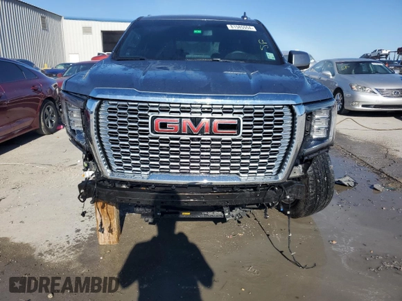 2022 GMC Yukon SLT with VIN 1GKS1BKD7NR330453, listed as a Copart auction lot 81585554 with 34,811 mi miles and Salvage Title. Bid and sale history available at carsss.com. Image 5.