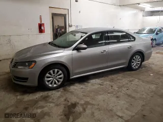 2012 Volkswagen Passat S w/Appearance with VIN 1VWAH7A38CC038574, listed as a Copart auction lot 44232305 with 157,886 mi miles and Salvage Title. Bid and sale history available at carsss.com. Image 1.