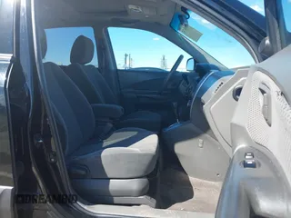 2007 Hyundai Tucson SE with VIN KM8JN72D47U629516, listed as a IAAI auction lot 41956757 with 190,852 mi miles and . Bid and sale history available at DreamBid. Image 5.