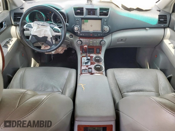 2012 Toyota Highlander Limited with VIN 5TDYK3EH3CS050227, listed as a Copart auction lot 58998135 with 216,701 mi miles and Salvage title. Bid and sale history available at DreamBid. Image 8.